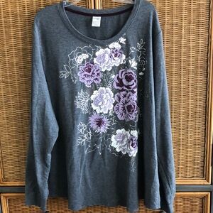 NWOT. TERRA & SKY Tunic